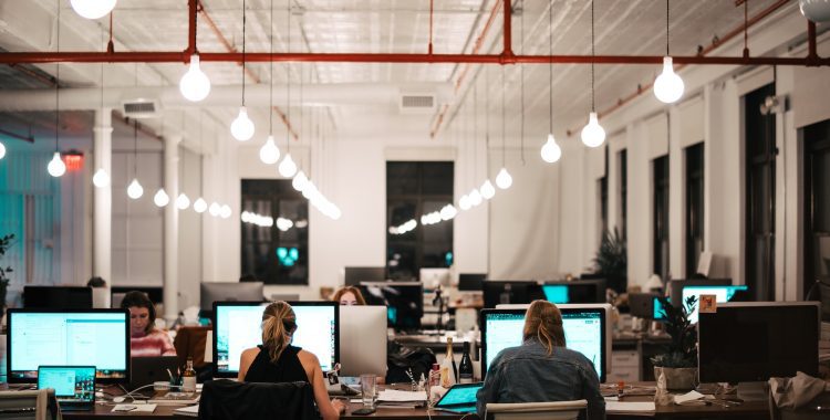 Establishing Basic Cleaning Guidelines in the Workplace Image